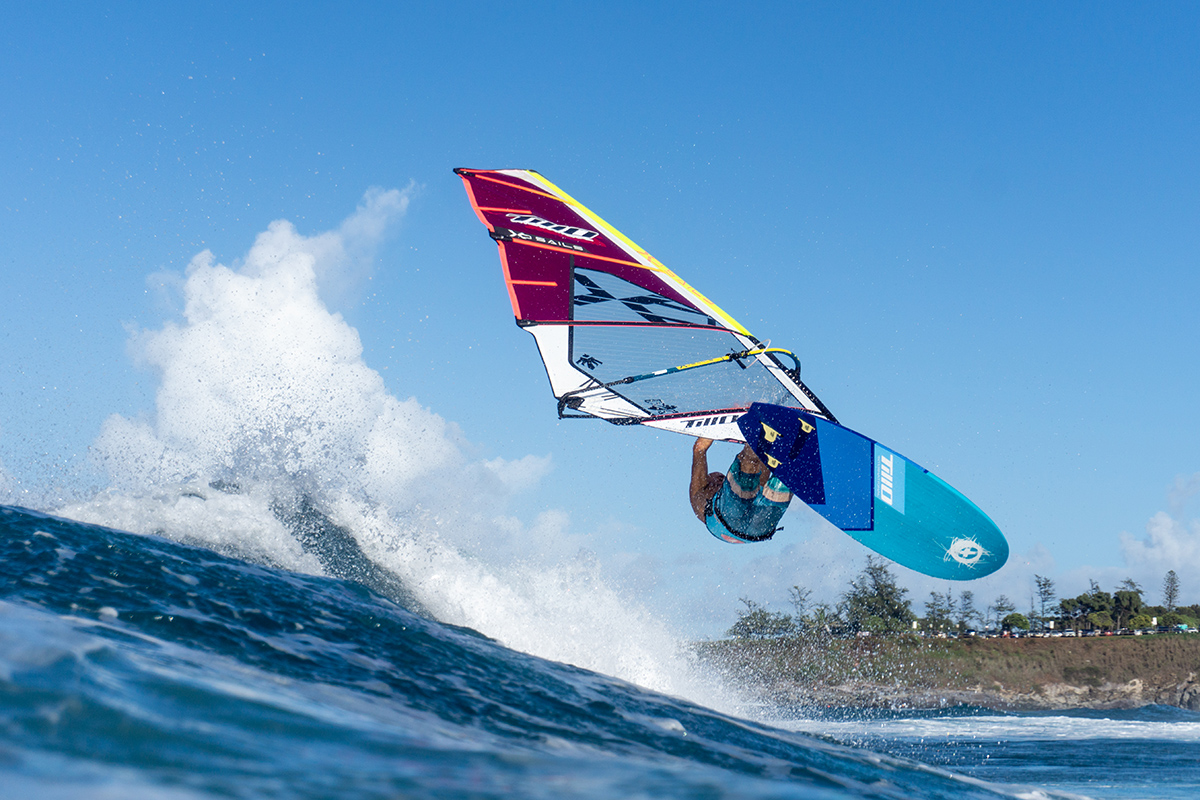 Ultimate Windsurf -Ultimate Windsurf 03